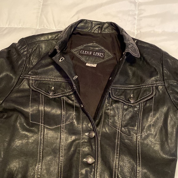 Black leather short jacket - Picture 2 of 6